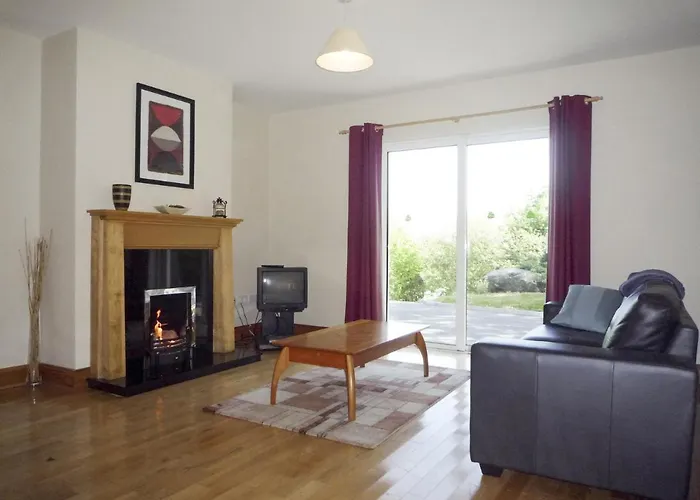 Madams Hill House By Trident Homes Holiday home